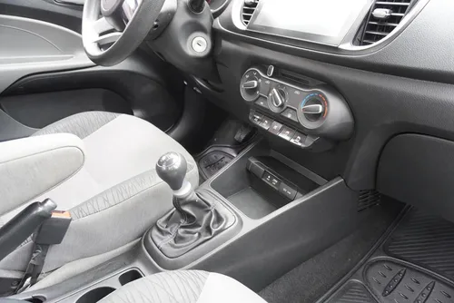 Kia Soluto 1.4L Lx 5Mt
