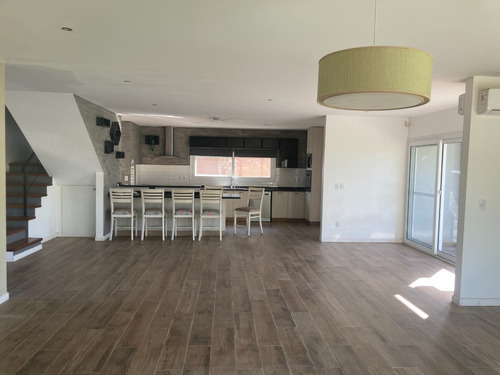 Imagen 4 de 23 de Importante Casa Barrio Carmel - Barrios Privados - Terreno 2300m2