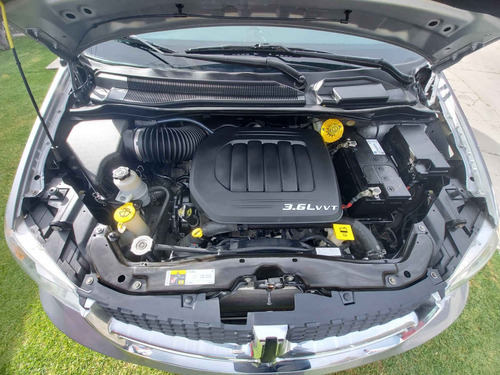 Imagen 13 de 13 de Dodge Grand Caravan 2018 5p Se V6/3.6 Aut