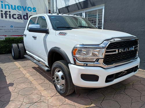 RAM 4000 5.7 6.7l Chasis Crew Cabina 4x4 At