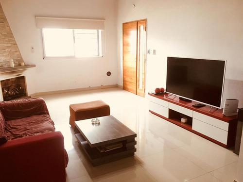 Imagen 3 de 8 de Casa - Ituzaingó