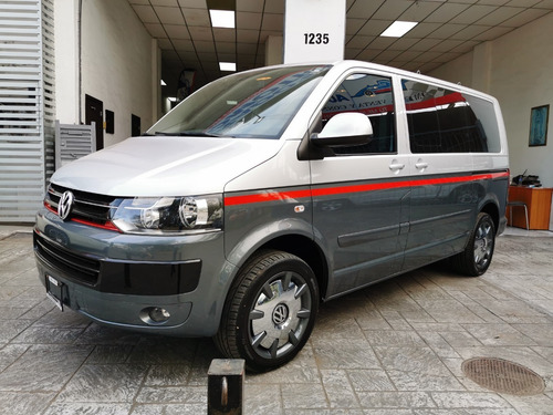 Imagen 1 de 15 de Vw Caravelle 7 Pasajeros Tdi Impecable 2014