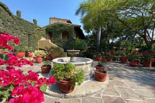 Casa Sola En Las Palmas, Cuernavaca, Morelos - Caen-er-866-cs