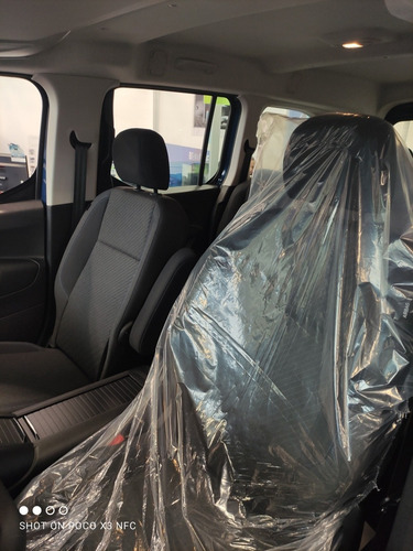 Imagen 11 de 14 de Peugeot Rifter Allure Pack