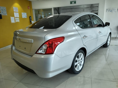 Imagen 8 de 15 de Nissan Versa 2018 1.6 Advance Mt