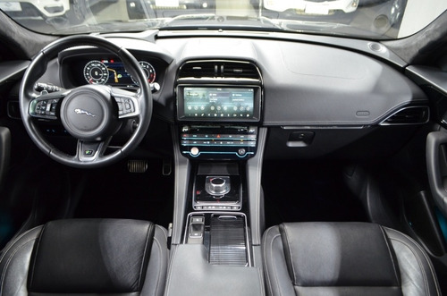 Imagem 6 de 8 de Jaguar F-pace Sport