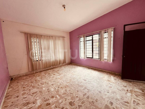 Rento Terreno Con Construcción, Col. Manantiales, Cuautla, Morelos.
