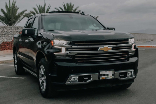 Imagen 5 de 15 de Chevrolet Cheyenne 6.2 2500 Doble Cab High Country 4x4 At