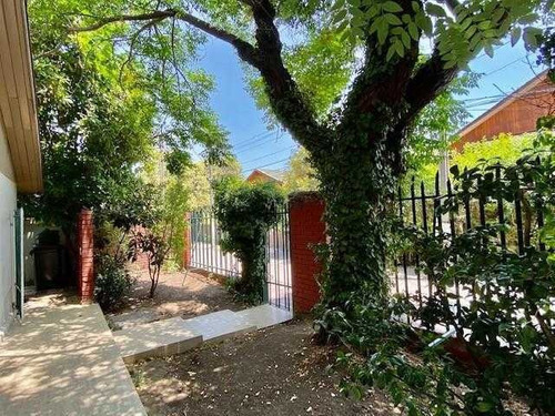 Se Vendecasa Para Remodelar Sector Colegio Alemán, Vitacura