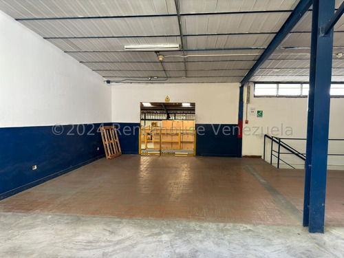 Galpón En Venta En Lomas De Urquia 24-20146 Yf