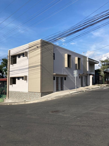 Imagen 1 de 3 de Se Alquila Apartamento