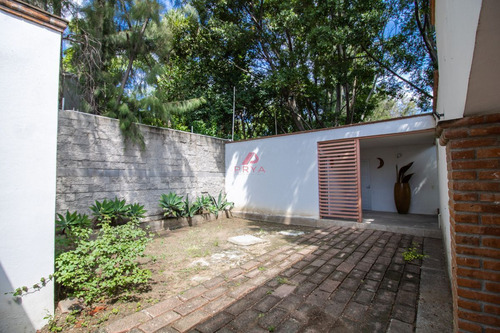 Terreno Con Uso De Suelo Comericial En Venta , Leon Guanajuato.