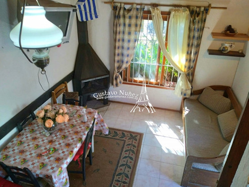Propiedad En Zona Residencial- Ref: 3056