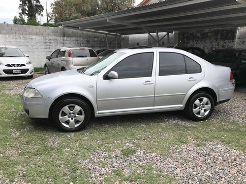 Volkswagen Bora 1.9 Trendline I 100cv 2011