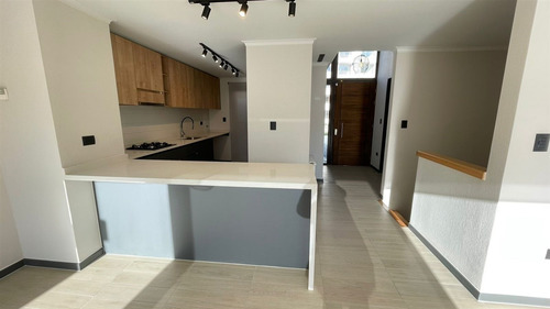 Se Arrienda Hermoso Townhouse En Lomas De San Andrés, Conce