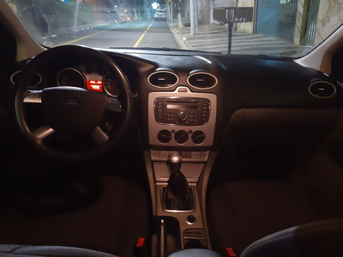 Imagem 4 de 4 de Ford Focus 2011 1.6 Glx Flex 5p