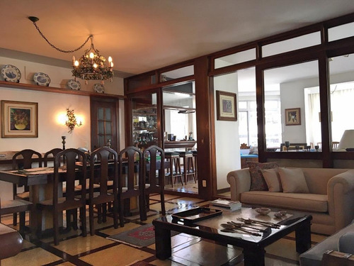 Imagem 3 de 30 de Apartamento Amplo Bem Localizado A Poucos Metros Da Av. Beira Mar E Colégio Catarinense! - Ap4342
