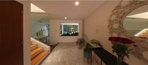 Casa En Venta, Álvaro Obregon, Calzada Las Aguilas, Las Aguilas, Cdmx, Gf32-ru-004