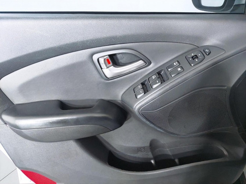 Imagem 9 de 15 de 166929 - Hyundai Ix35 2015 Com Garantia