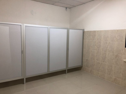Imagen 27 de 30 de Nuevo Y Gran Local Con Estacionamiento, Buenos Acabados Y Ba
