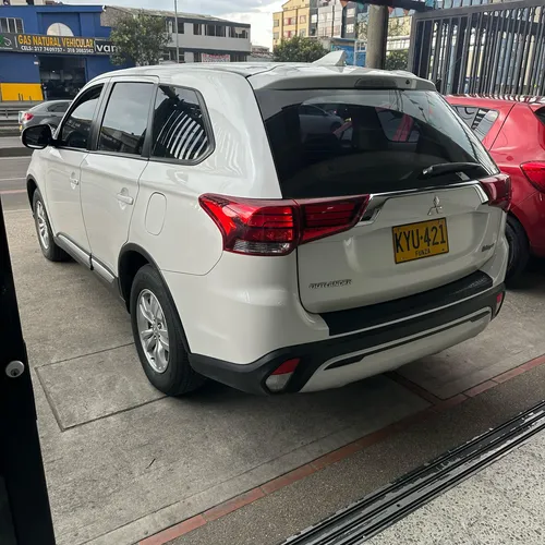 Mitsubishi Outlander 2.4 Kaiteki