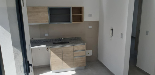 Venta Departamento 2 Dormitorios - Pileta - Cochera