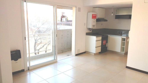 Facultades. Amplio Monoambiente Con Balcon. Nuevo. Con Gas Natural