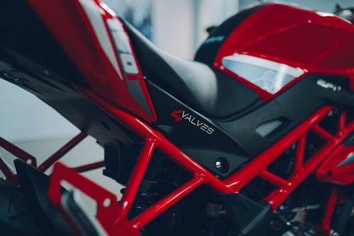 Benelli Tnt 150i Financia En 60 Cuotas Delcar Motos ®