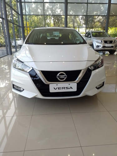 Imagen 2 de 23 de Nissan Versa 1.6 Exclusive#05 Ya