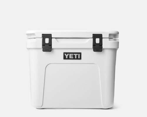 Yeti Hielera Rigida Con Llantas Roadie 32 Color Blanco