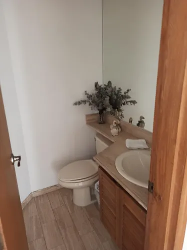 Casa En Venta En Altos Del Poblado. Cod V12343
