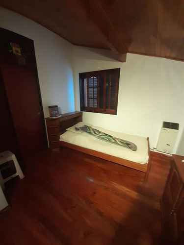Imagen 12 de 21 de Excelente Chalet 6 Ambientes Con Fondo - Villa Ballester
