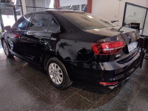 Volkswagen Vento 2.0 Advance Summer Package 2017 Guerra Auto