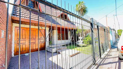 Casa Villa Sarmiento Jardin Pileta Apto Credito