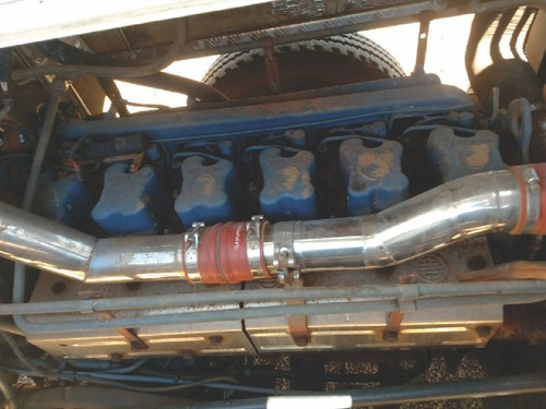 Imagem 11 de 13 de Guindaste Capacidade 75ton , Marca Zoomlion Ano 12/12 - 2715