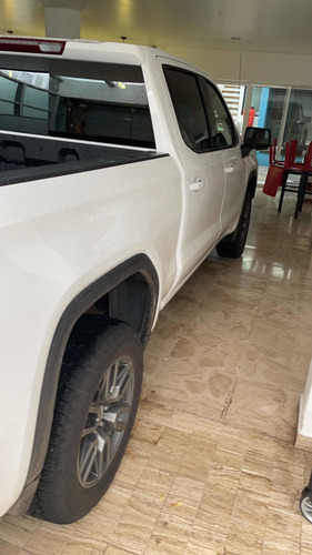 Imagen 2 de 4 de Gmc Sierra Carbón Pro 6.2