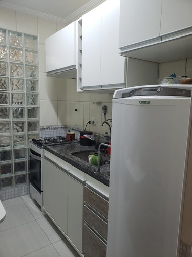 Apartamento De 2 Quartos Na Av. 9 De Julho Com Vista Para A Serra, Super Bem Localizado.