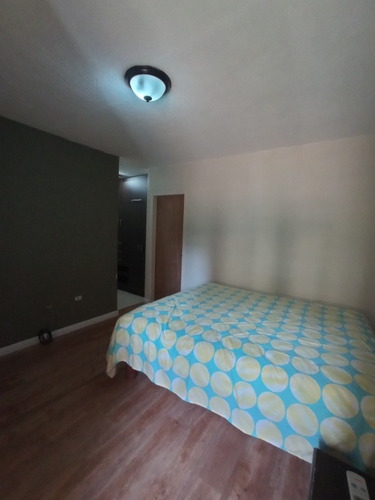 Imagen 6 de 10 de Apartamento En Alquiler, Semiamoblado.