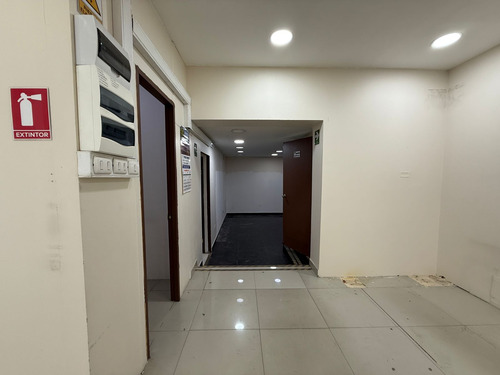 Local De 194m2 Los Andes Remodelado A Pasos De Plaza Armas