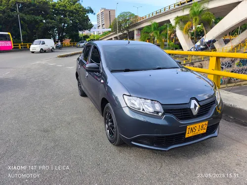 Renault Logan 1.6 Authentique