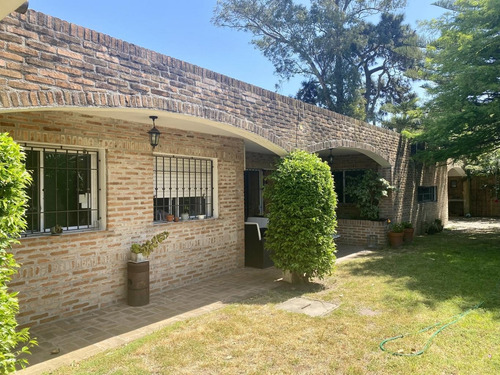 Imagen 4 de 8 de Casa En Venta En Parque Miramar 3 Dormitorios