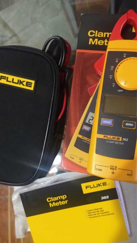 Pinza Amperimétrica Fluke 323 Corriente Alterna Y Continua