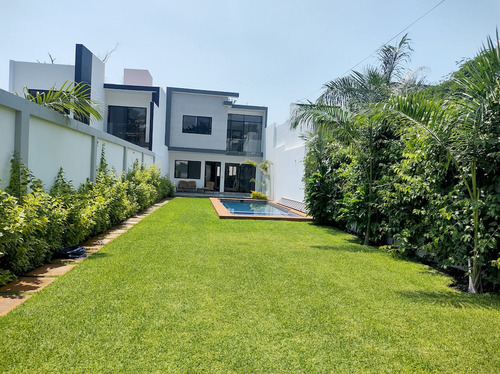 Casa Nueva En Brisas De Cuernavaca, Temixco Morelos.