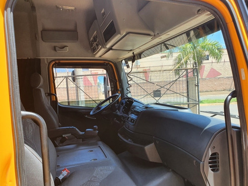 Mercedes Benz Atego 2430 4 Eixo Bau Sider