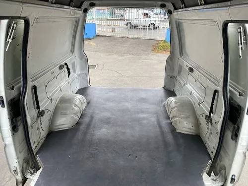 Mitsubishi L300 2.0 Panel