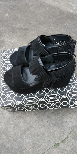 Sandalias Gamuza Negras Paruolo. Talle 38