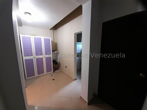 Imagen 4 de 17 de Leida Falcon Rentahouse Vende Townhouse En El Rincon Naguanagua 22-6841 Lf