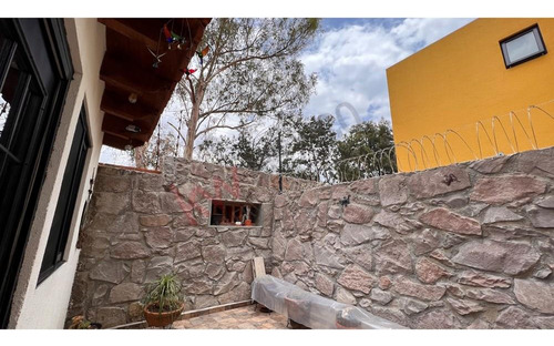 Preciosa Casa En Zirándaro San Miguel De Allende, Gto.