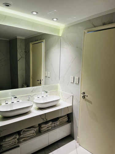 Venta 4 Ambientes Remodelado Con Cochera En Palermo Chico