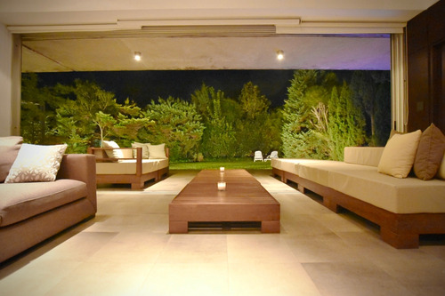 Imagen 3 de 14 de Dueño - Casa De Diseño En Inmejorable Ubicación